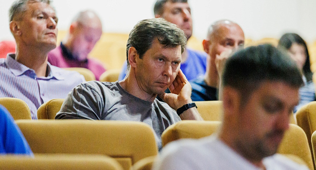 Дмитрий Чуриков принял участие в семинаре для тренеров
