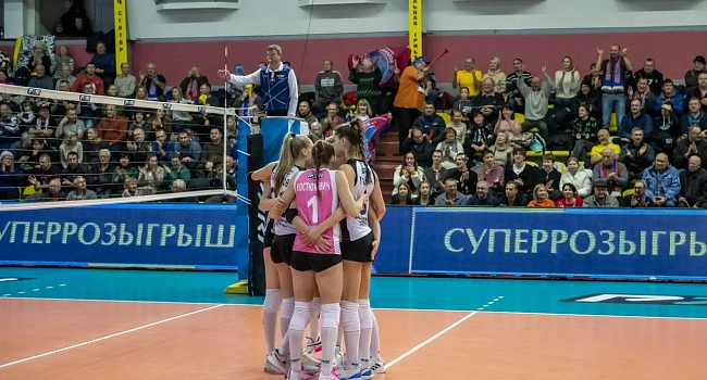 Уверенная победа в трех сетах